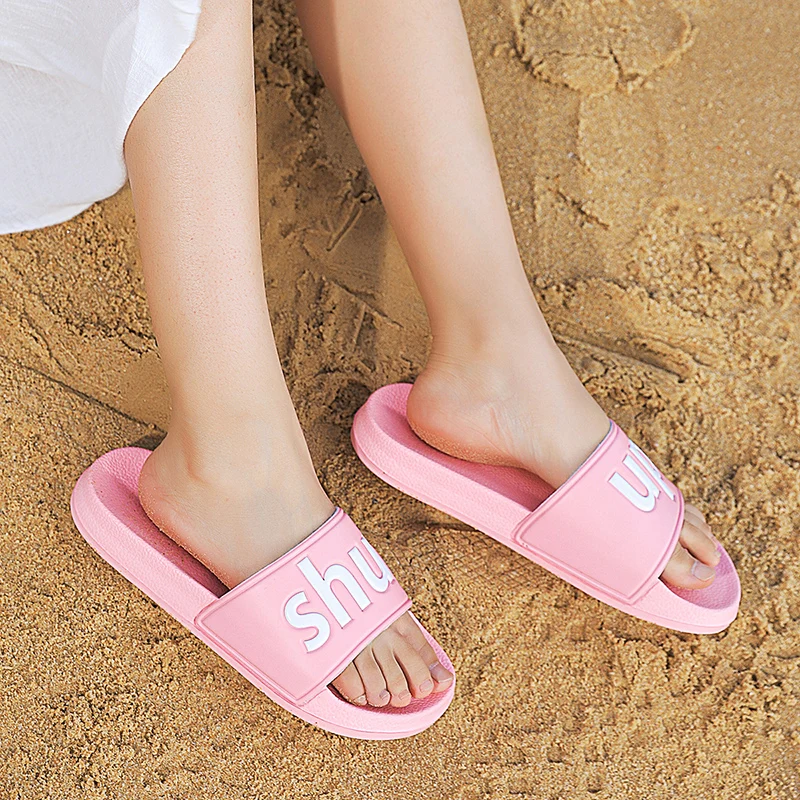 

Home Slippers Women Shoes Flat Summer Beach Slipper Fashion Outdoor Girls Big Size 41 42 Casual Sandal Brand Bathroom Shoes