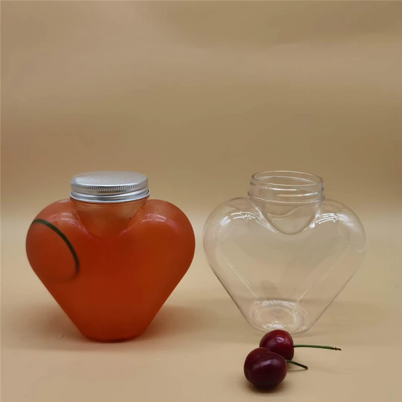 

20pcs Net Red Valentine's Day Favors Couple Cup Ice Coffee Bottle Yogurt Cup Love Shape Transparent Plastic Cups With Foil Lids