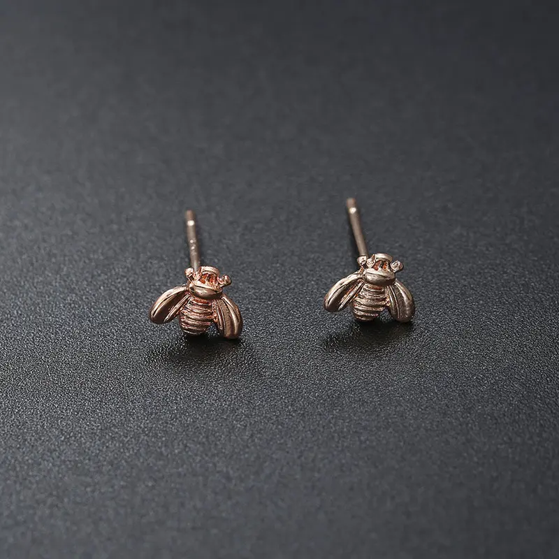 Милая миниатюрная серьга пчела 1 пара ювелирное изделие с
