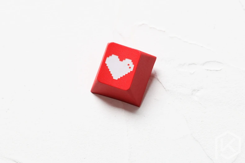 

Pixel heart pixel heart cherry highly dip dyed and carved personality keycaps red and white mechanical keyboard customization