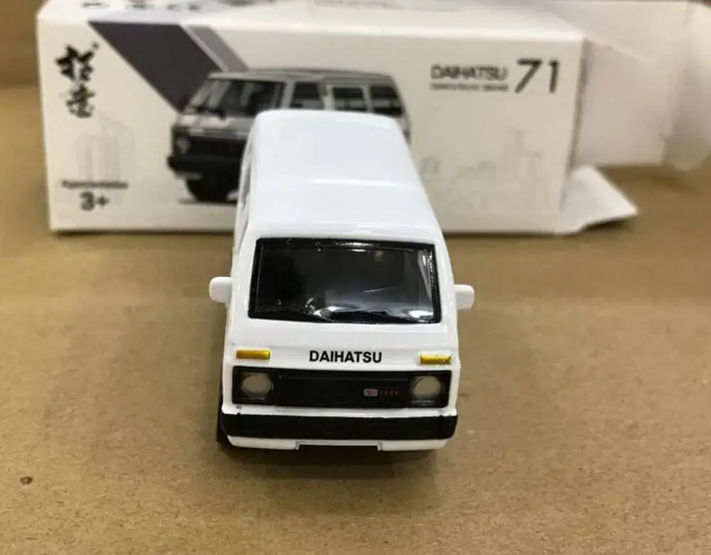 1/50 Масштаб Toyota DAIHATSU Китай Тяньцзинь Huali TJ110 белая литая модель автомобиля подарок