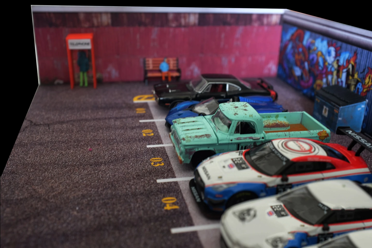 

1:64 Street Scene Of Outdoor Parking Lot In The Park Diorama Decoration Collection Model Miniature Toys