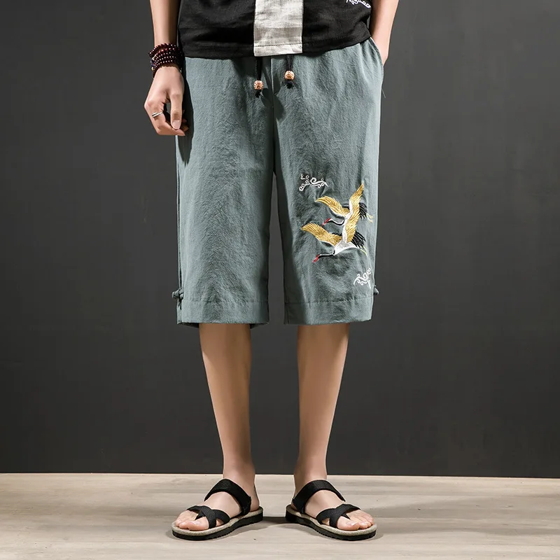Модные повседневные короткие штаны в стиле ретро китайском с вышивкой журавлей