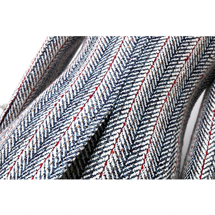 Женская твидовая куртка с V-образным вырезом карманами и цепочками | одежда