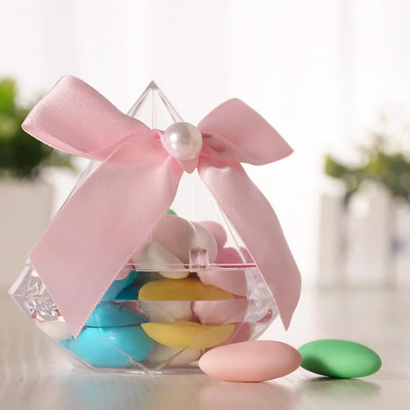 

12pcs Clear Diamond Boxes Candy Box Wedding Favor Gift Box Transparent Plastic Box Wedding Party Supplier