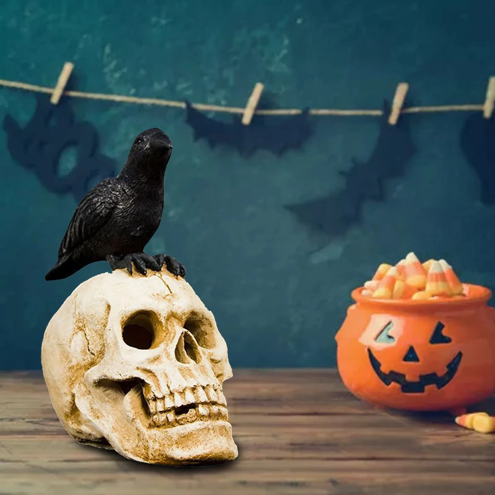 

Halloween Retro Simulation Crow Stepping On The Skull Table Ornaments Ghost Halloween Horror Props Decoration Dropshipping