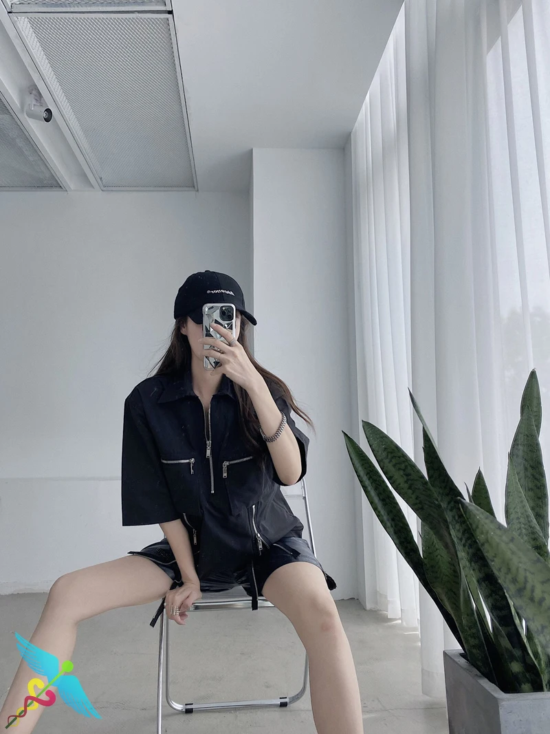 

WELLDONE Shirts Men Women Oversized Trend Mechanical Wind Half Zip Shirt Fashion Clothing Trends Turn-down Collar Casual Shirts