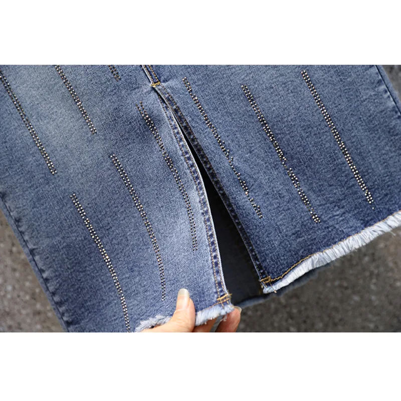 

Nkandby Plus Size Stretch Denim Ripped Midi Skirt Women Summer Fashion A-line Rhinestone Split Elastic Waist Bleached Lady Skirt