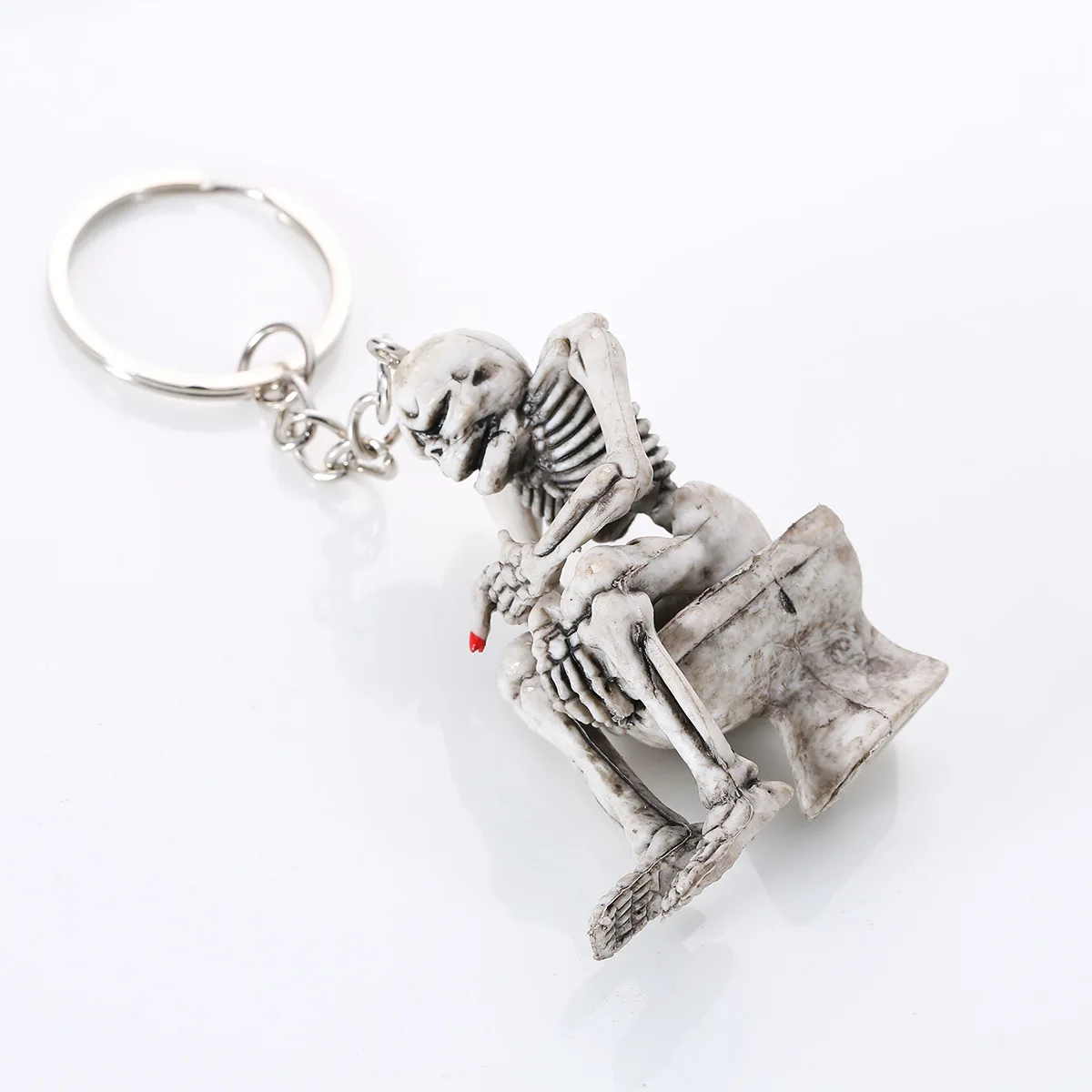 

Halloween skull keychain pendant sitting toilet crafts wholesale toilet ghost key ring key ring gift