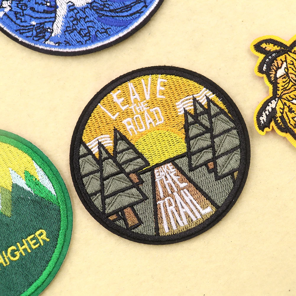 Нашивка с героями мультфильмов аниме Гора Фудзи Япония круглая вышивка