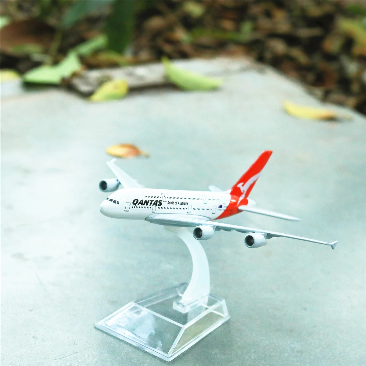 Модель летательного аппарата австралийской авиакомпании QANTAS Airlines модель
