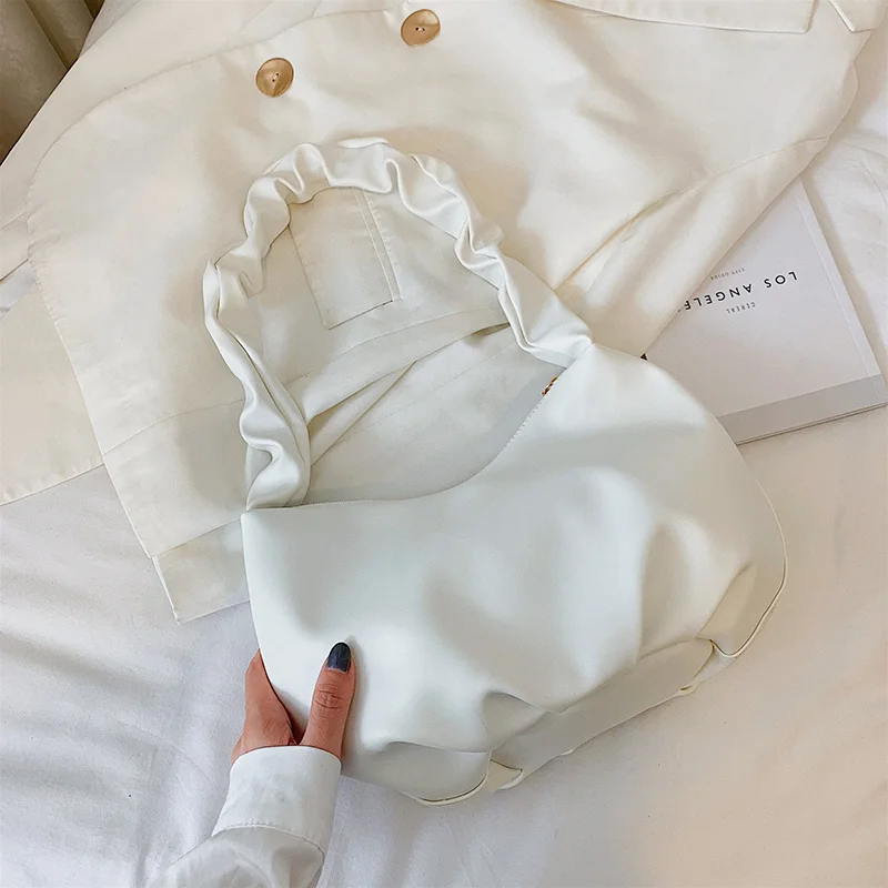 

Fashion Cloud Handbag Totes Women Simple Underarm Shoulder Bags Solid Color Travel Street Pleated Clutches Handbags New