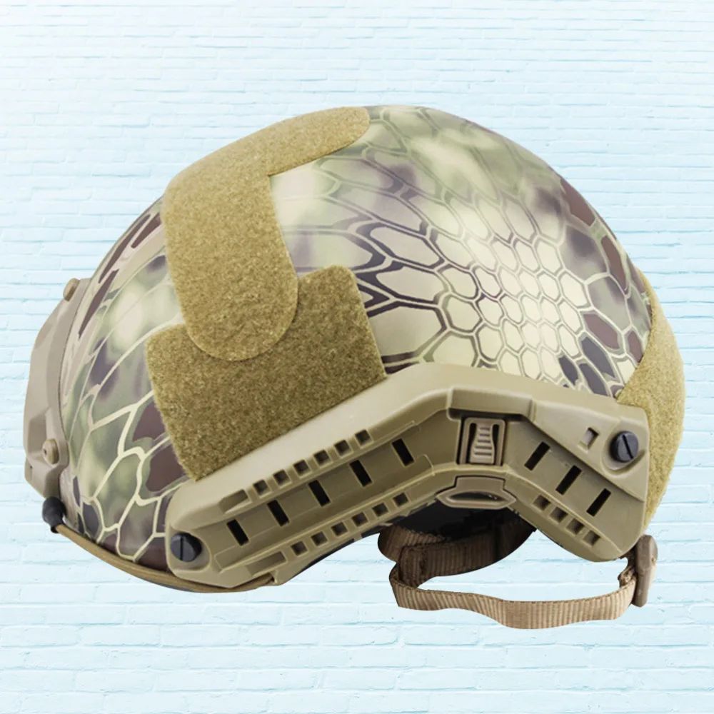 

Airsoft Safety Helmet Hoop and Loop Style Helmet Adjustable Protective Headwear for Outdoor - Forest Snake Patt
