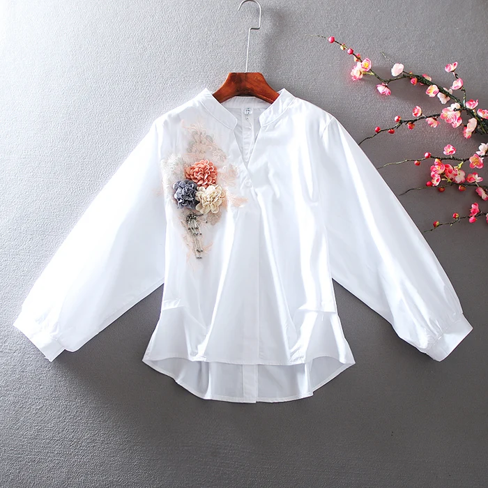 women's spring autumn flower embroidery casual loose cotton short shirt lady's v-neck pullovers white blouse TB3974