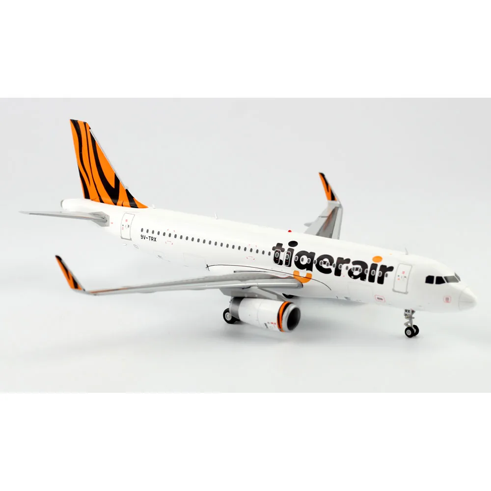 Коллекционный самолет из сплава 1:200 подарок JC Крылья XX2244 Tigerair Airlines модель