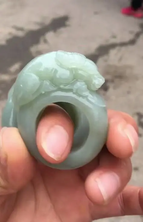 

Natural hetian green jade ring hand-carved cow jadeite jade women men rings natural stone real jade jewelry jade gift jewelry