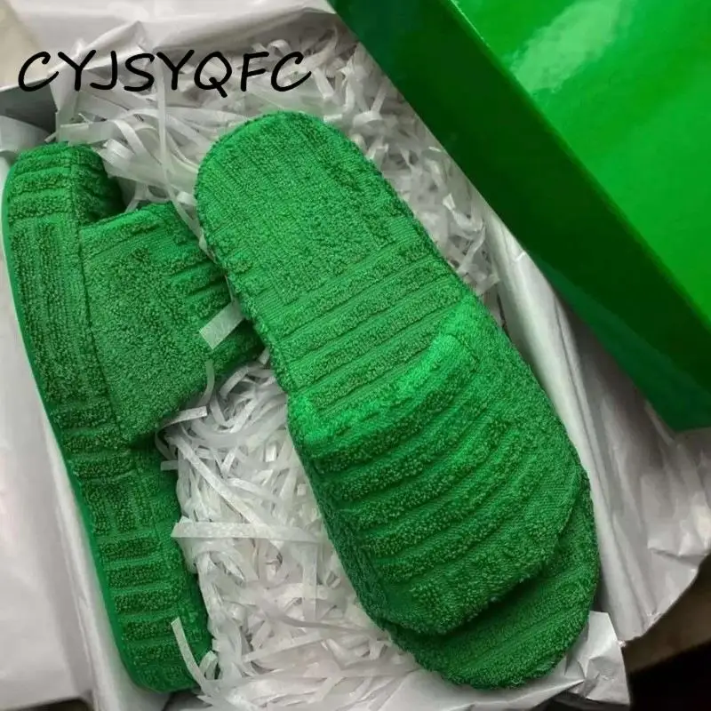 

CYJSYQFC Spring Autumn Flat Furry Slippers For Women Thick Sole Open Toe Green Corduroy Slides Outdoor Comfort Runway Lady Shoes