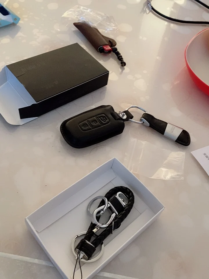 

Handmade Leather Car Key Case Cover For Hyundai I30 Ix35 Sonata Veloster Elantra Artificial For KIA Sportage Forte Optima Soul