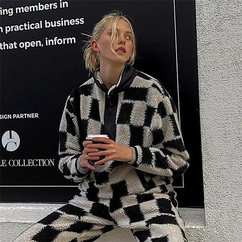 

Fashion Checkerboard Print Warm Lamb Wool Pullover Sweater Check Plush Straight-Leg Pants For Women Out Casual Clubwear