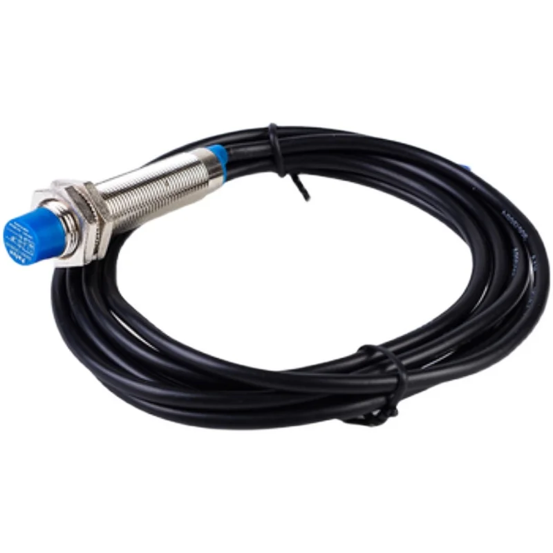 Датчик приближения M12 Φ P1 A1 D1 P2
