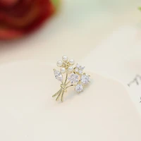 2021 fashion pearl stone flower zircon gold brooch garment accessories birthday gift brooches for women rhinestone brooch pin