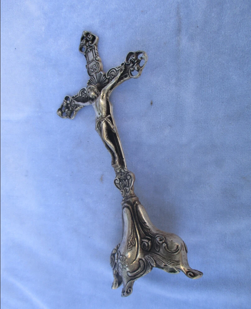 

Collectible Old Handwork Tibet Silver Carved INRI Statue/Home Decoration Jesus cross Sculpture, High 9inch