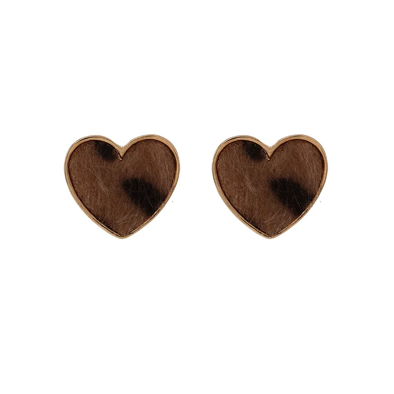 

Velvet Leopard Heart Stud Earrings For Women Fashion Simple Vintage Hearts Stud Earrings Elegant Jewelry Gift