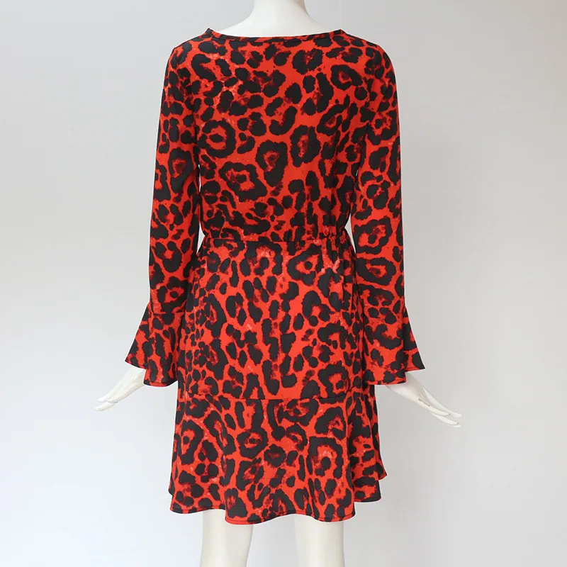 

Women Summer Dress 2020 New V-neck Long Sleeve Sexy Leopard Chiffon Mini Plus Size Beach Red Dress Party Vestidos Verano Mujer