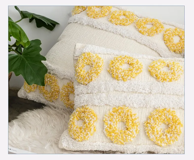 Наволочка с вышивкой желтого круга 30x50 см Геометрическая синельная квадратная