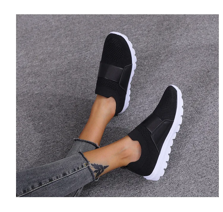

Women's Black Casual Flat Shoes, Light Sneakers, Sock Mesh Shoes, Flying Woven Breathable Walking Sneakers