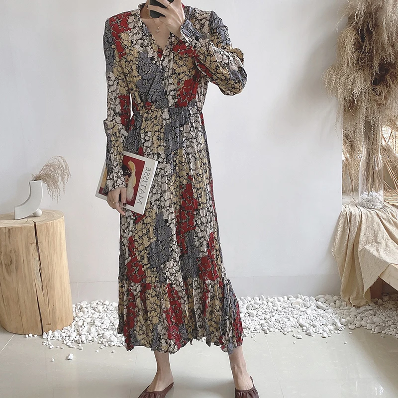 

2020 Women's Autumn Spring Long Dress Elegant Bohemian Printing High Waisted Casual Dresses V Neck Petal Sleeve a Line Vestidos