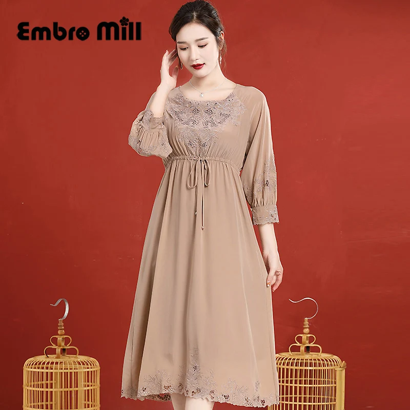 

Женское платье в китайском стиле, шелковое платье средней длины с вышивкой, рукавами-фонариками и регулируемой талией, лето размера плюс