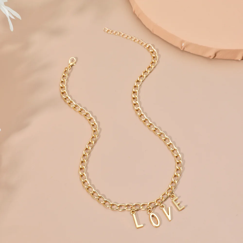 

Korean Simple English Letter Necklace for Women Punk Word Pendant Neck Chain Fashion Trend Jewelry Girls Birthday Gift New 2021