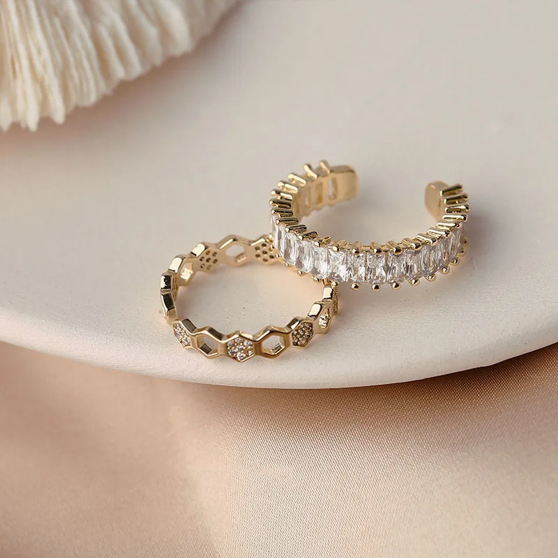 

Japanese Korean Stylish Zircon Ring Women Fashion Jewelry High Quality Round Gold Finger Rings Ladies Jewellery Gifts