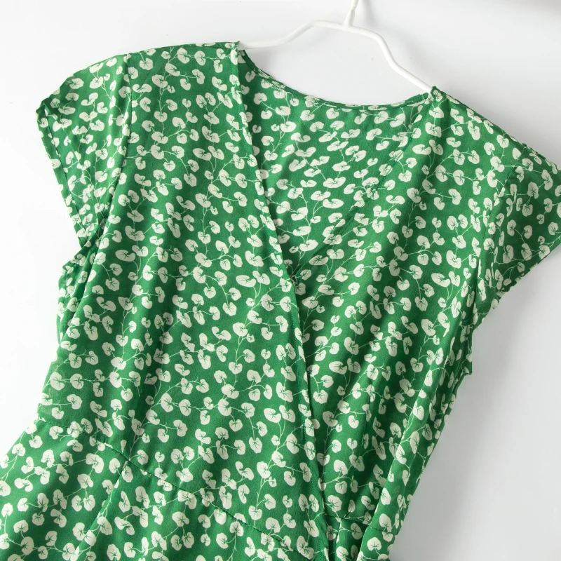 Платье SuyaDream женское с V-образным вырезом шелковое пляжное зеленое запахом