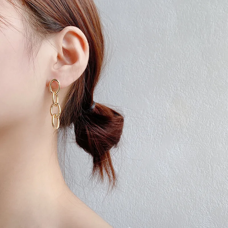 

2021 trend earrings for female stainess steel high-quality chain tassel earrings golden retro Hong Kong style cold wind