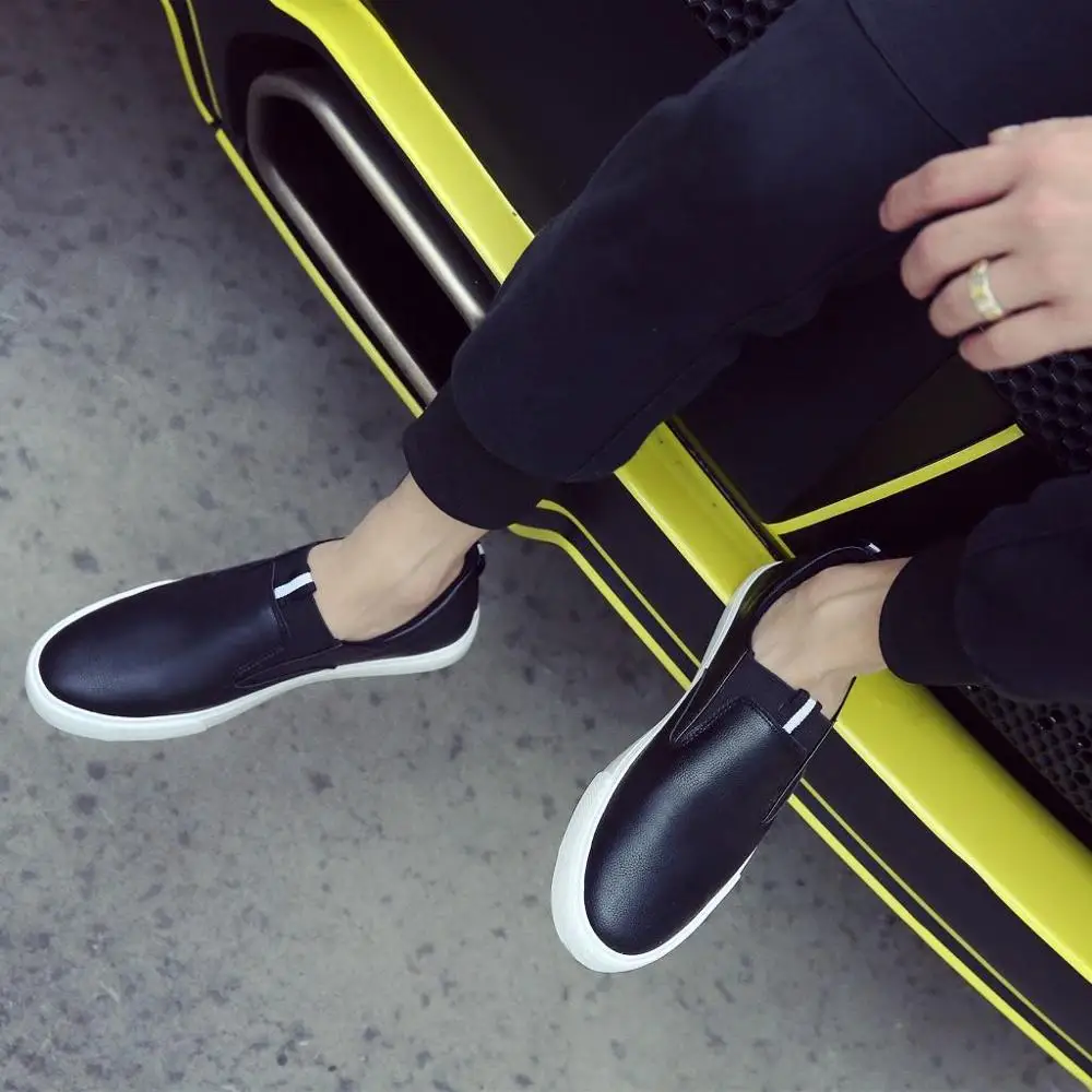 

2020 Summer and autumn hot-selling casual leather shoes men's shoes low-top shoes a foot pedal lazy student walking shoes