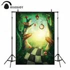 Фон для фотосъемки детей на день рождения с изображением сказочного леса и страны чудес