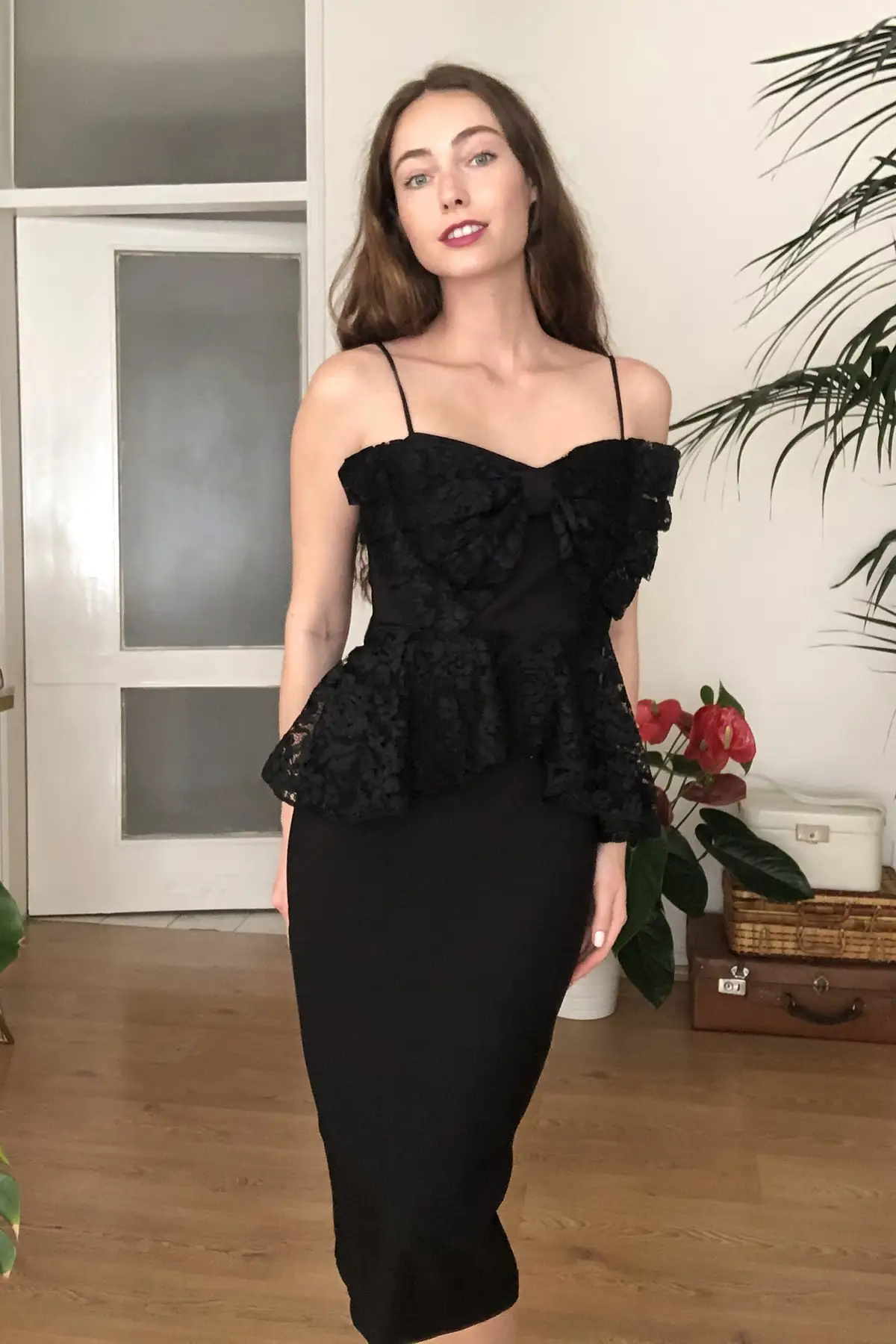 

Кружевные детали Trendyol TPRSS20EL2167
