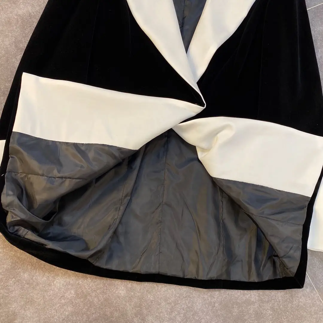 

ZCSMLL Early autumn 2020 Lapel hem Long Sleeve Black and white color matching little women's velvet suit coat