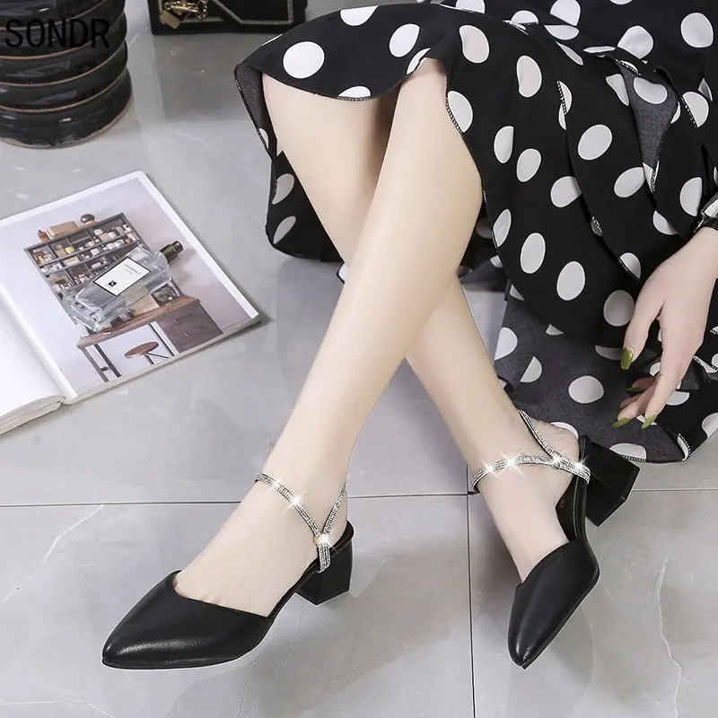 

2021 New Sandal Fashion Point-toe Medium Heel Large Size Muller Style Ladies' Slips Fashion Diamond Ladies' Shoes