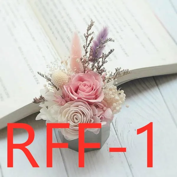 

Weddings and important occasions / Wedding accessories / Bridal bouquets RFF