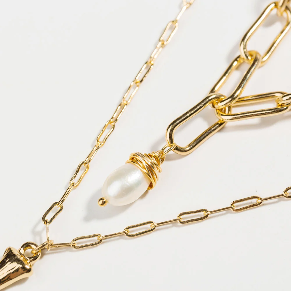 Модное ожерелье с пресноводным жемчугом и буквой инициала Золотое