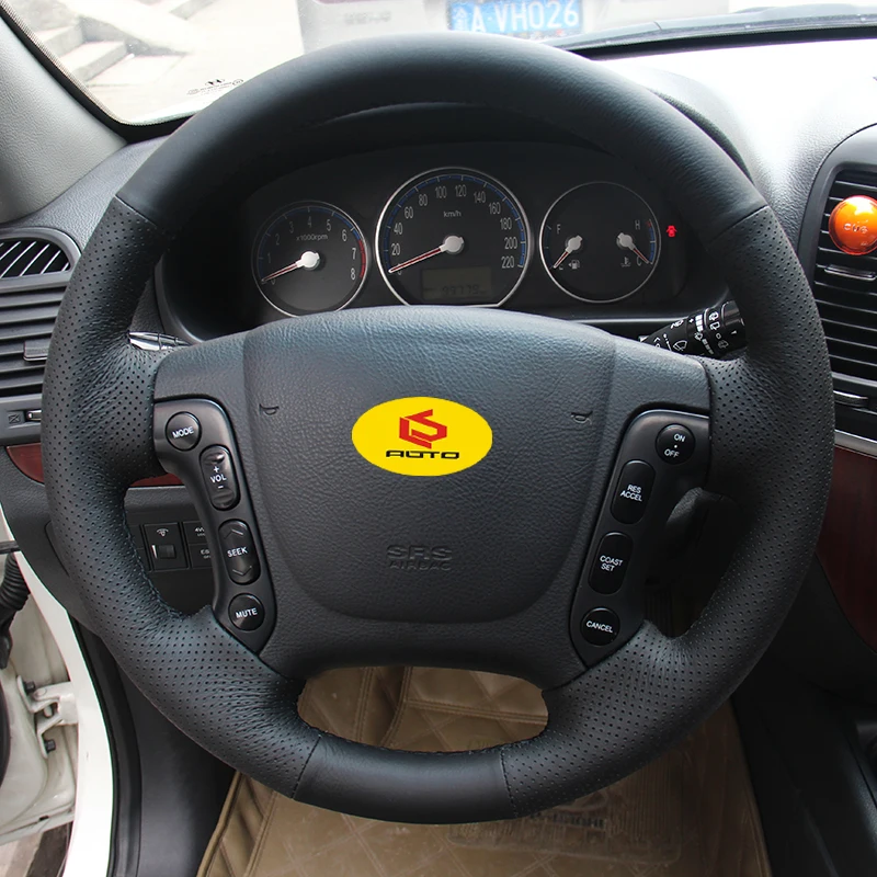 

Braid on the Steering Wheel Cover for Hyundai Santa Fe 2007 2008 2009 2010 2011 2012 volante steering wheel case car styling