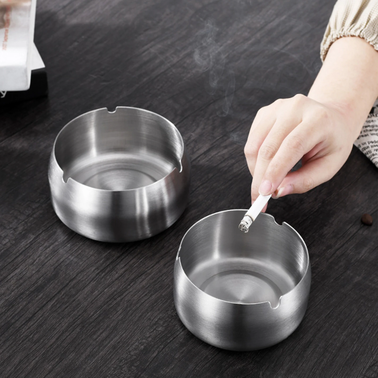 

Round Stainless Steel Ashtray Smoking Heat Resistant Office Cigarette Tobacco Bowl Desktop Ash Holder