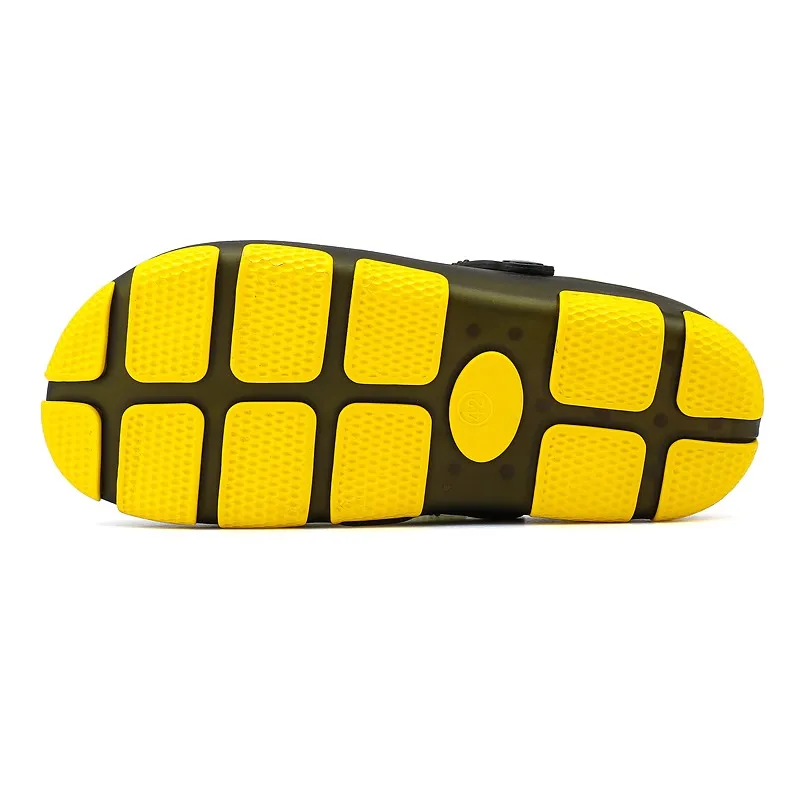 

2021 New Arrivals Summer Men Clogs Slip On Breathable Cool Water Beach Slippers Lightweight Sandals For Men Plus Size 40-45