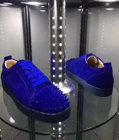 Мужские удобные кроссовки Beertola повседневные синие с круглым носком и заклепками