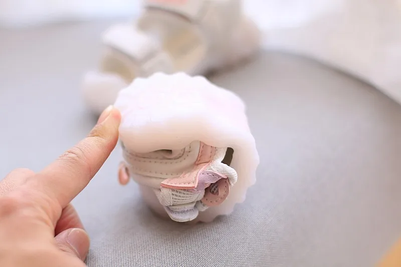 Новинка 2020 детская обувь сандалии для маленьких девочек Повседневная пляжная