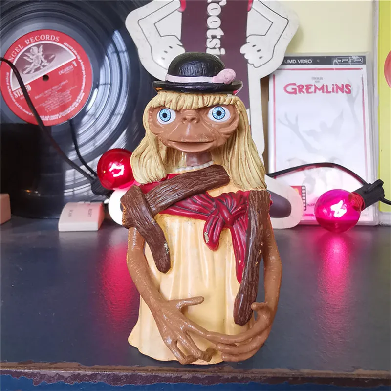 

1piece 11cm high quality ET Alien E.T Action Figure Collectible Model Loose Toy