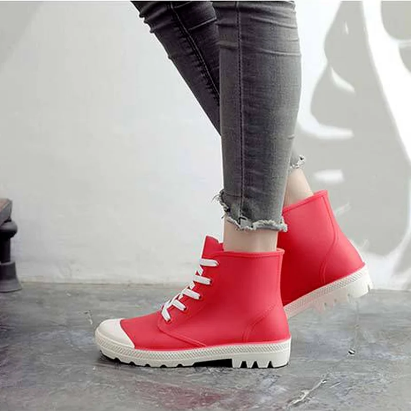 

Ladies Fashion Rain Boots Spring and Autumn Short Water Boots Personalized Rain Boots Non-slip Rain Boots Classic Martin Boots